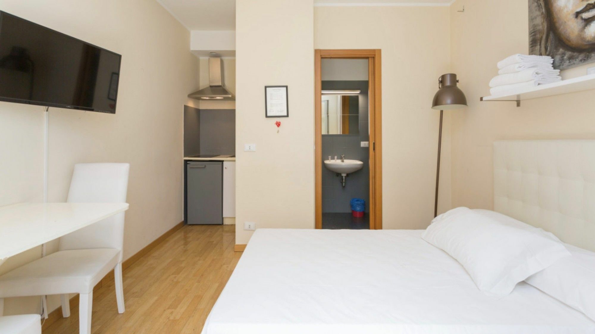 Short Rent Apartments ميلان المظهر الخارجي الصورة